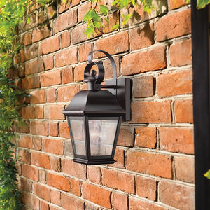 Mount Vernon Wall Light 2
