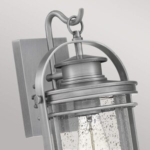 Booker wall light 2