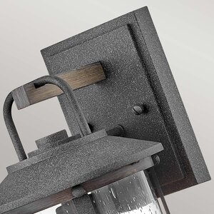 Lakehouse wall light 8