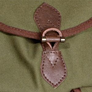 AKAH Canvas Rucksack lautlos 4