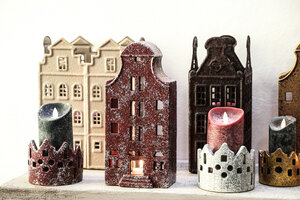 Verina Beige Iron rough Decorative House Candle Light L 4