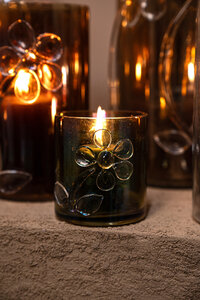 Allya Green round glass tealight holder with flower 3