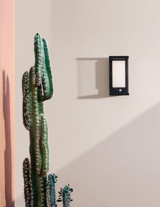 Elegant BAY anthracite solar wall light with motion sensor by Nova Luce 2