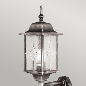 Wexford wall light with motion sensor 2