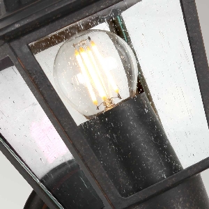 Highnam wall light 3