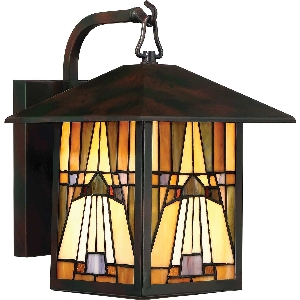 Inglenook outdoor wall lantern Tiffany 1
