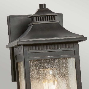 Livingston wall light 2