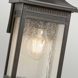 Livingston wall light 4