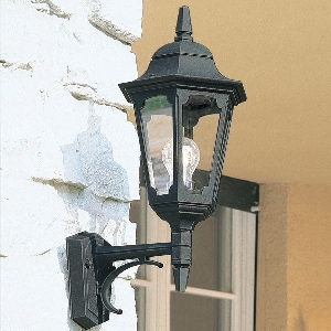 Parish wall lantern 2