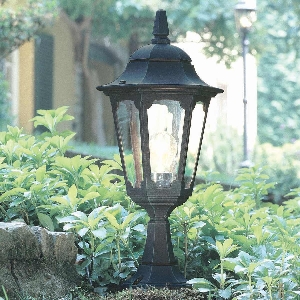 Parish pedestal lantern 2