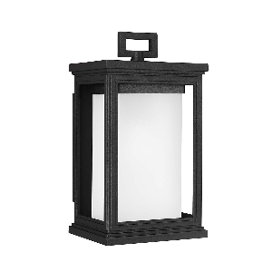Roscoe wall light 1