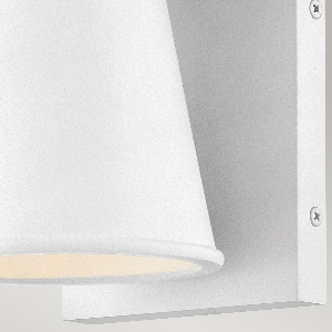 Hinkley Coastal Small Wall Lantern 8